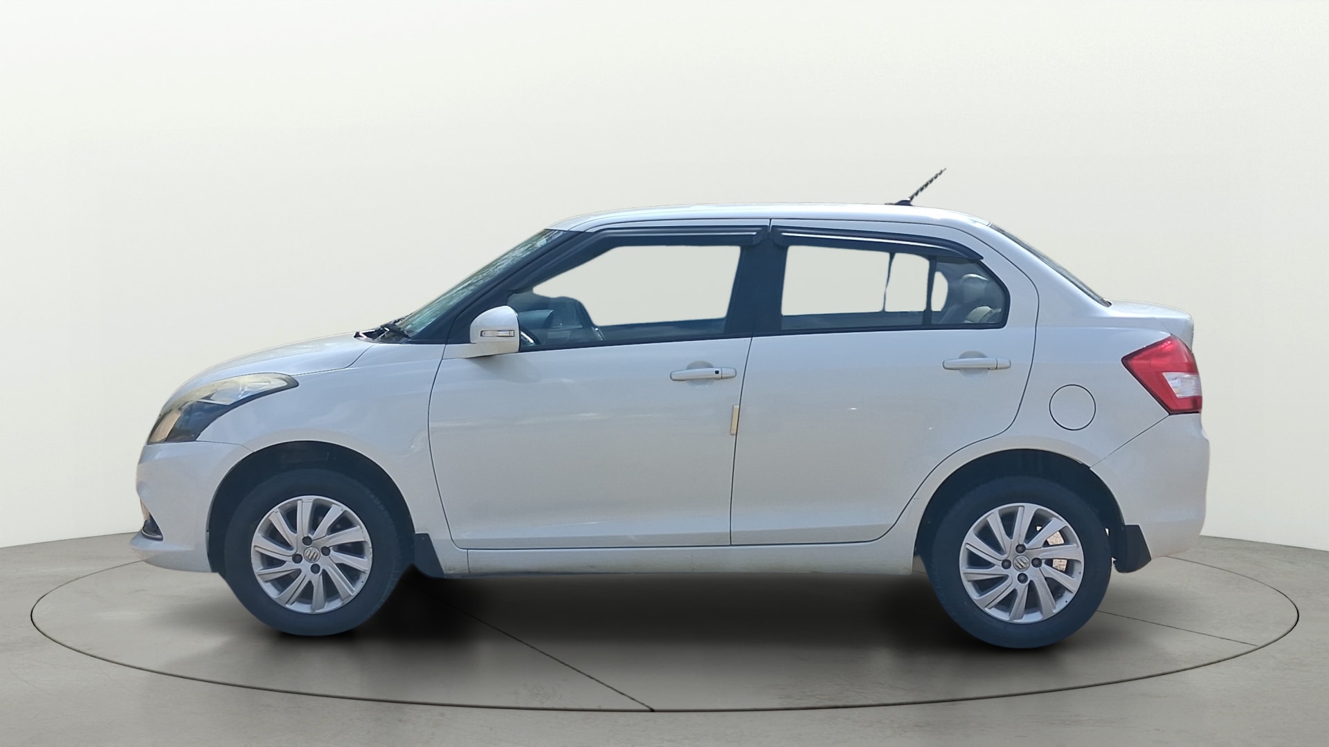 View 2016 Maruti Suzuki 1000 Base Variant Image 5 Used 2016 Maruti Suzuki 1000 Base Variant Image 5