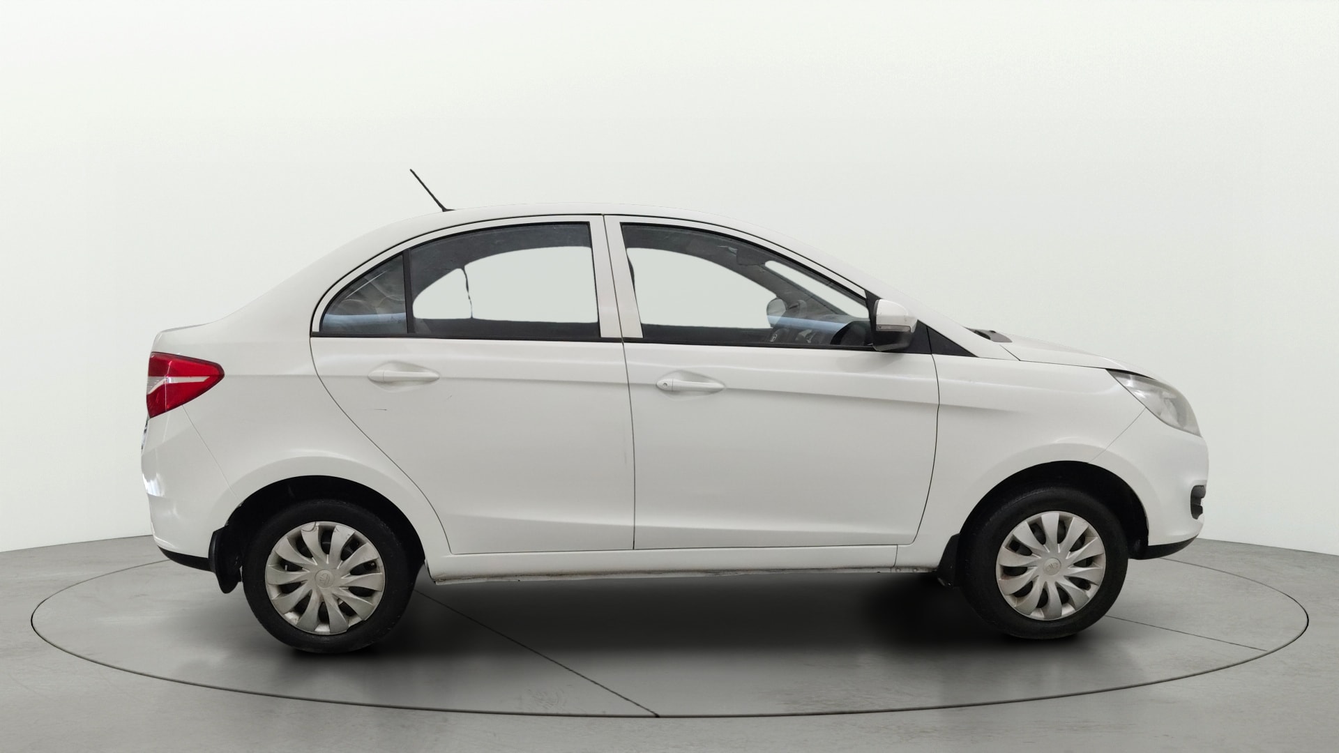 View 2020 Tata Zest XM Petrol Image 8 Used 2020 Tata Zest XM Petrol Image 8