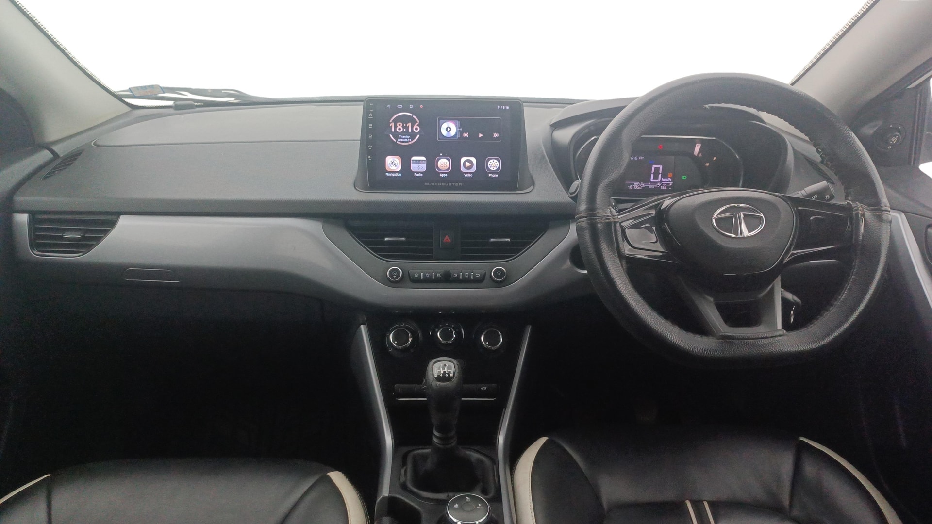 View 2020 Tata Nexon Revotron XM Image 15 Used 2020 Tata Nexon Revotron XM Image 15