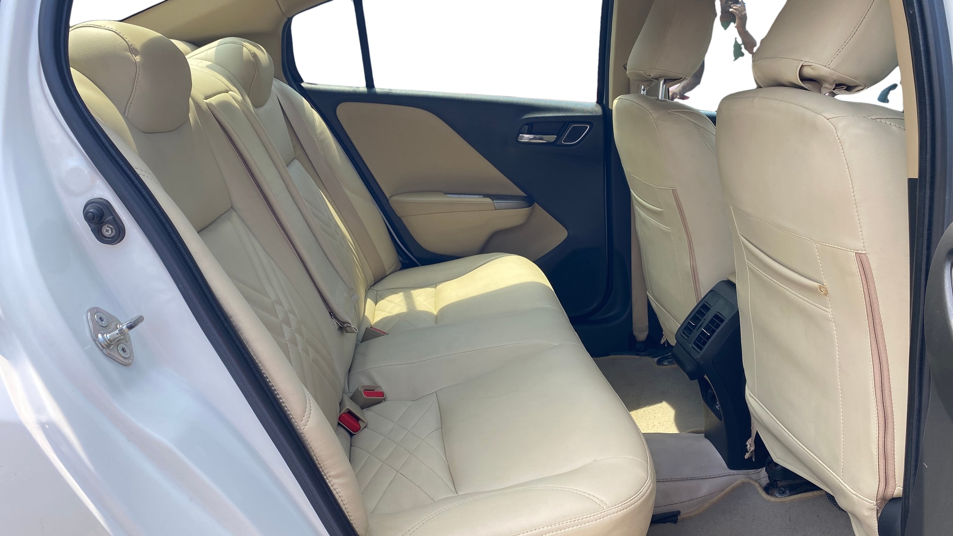 View 2017 Honda City ZX MT Diesel Anniversary Edition Image 31 Used 2017 Honda City ZX MT Diesel Anniversary Edition Image 31