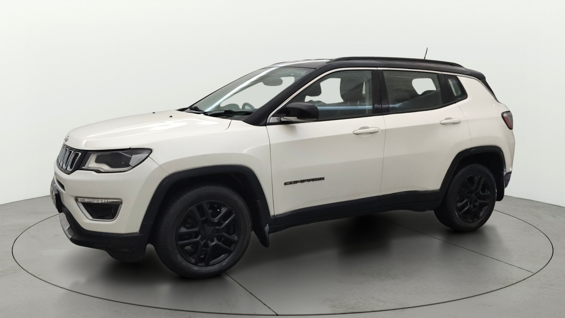 View 2019 Jeep Compass Limited 4X4 (O) 2.0 Diesel BS IV Image 21 Used 2019 Jeep Compass Limited 4X4 (O) 2.0 Diesel BS IV Image 21