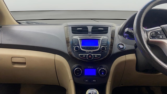 View Hyundai Fluidic Verna Image 17 Used Hyundai Fluidic Verna Image 17