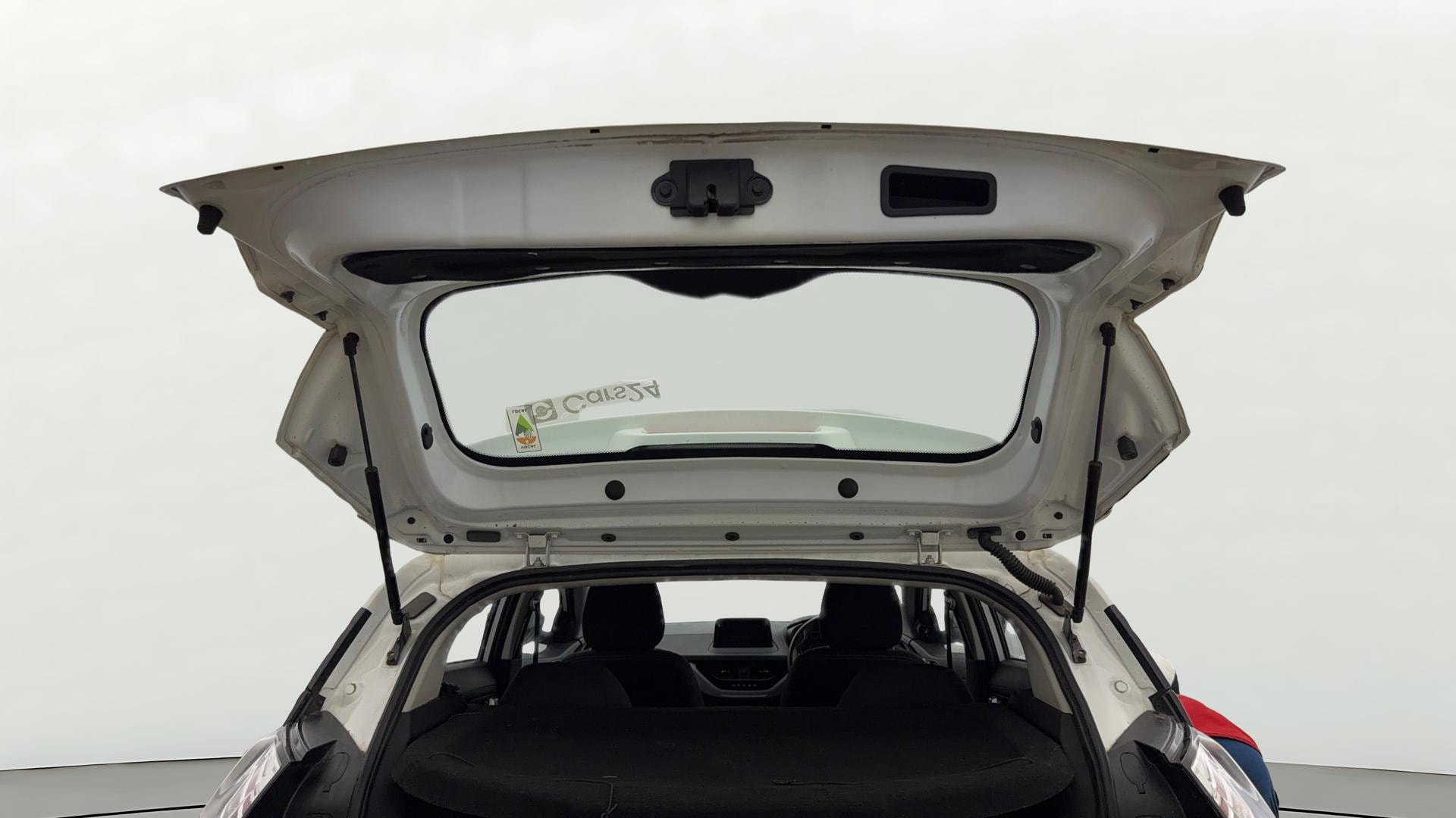 View 2023 Tata Nexon Revotron XE Image 16 Used 2023 Tata Nexon Revotron XE Image 16