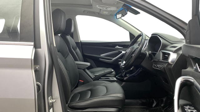 View MG Hector Image 18 Used MG Hector Image 18