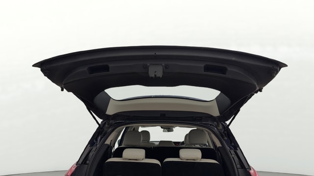View Mahindra XUV700 Image 33 Used Mahindra XUV700 Image 33