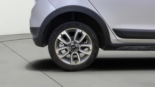 View Hyundai i20 Active Image 33 Used Hyundai i20 Active Image 33