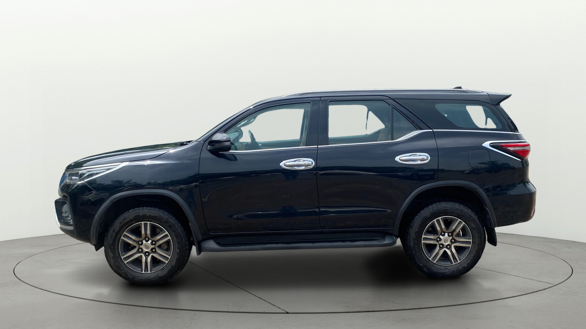 Used 2023 Toyota Fortuner Used 2023 Toyota Fortuner