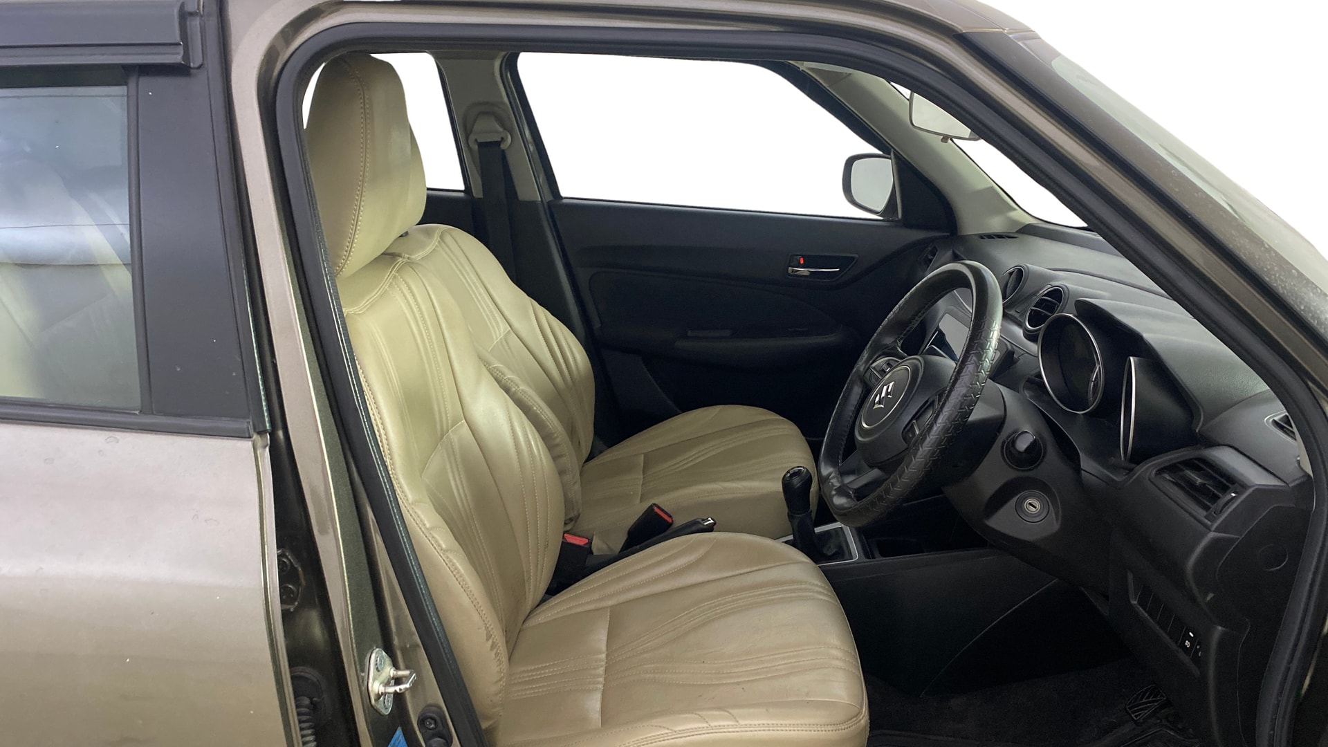 View 2022 Maruti Suzuki 1000 Base Variant Image 25 Used 2022 Maruti Suzuki 1000 Base Variant Image 25