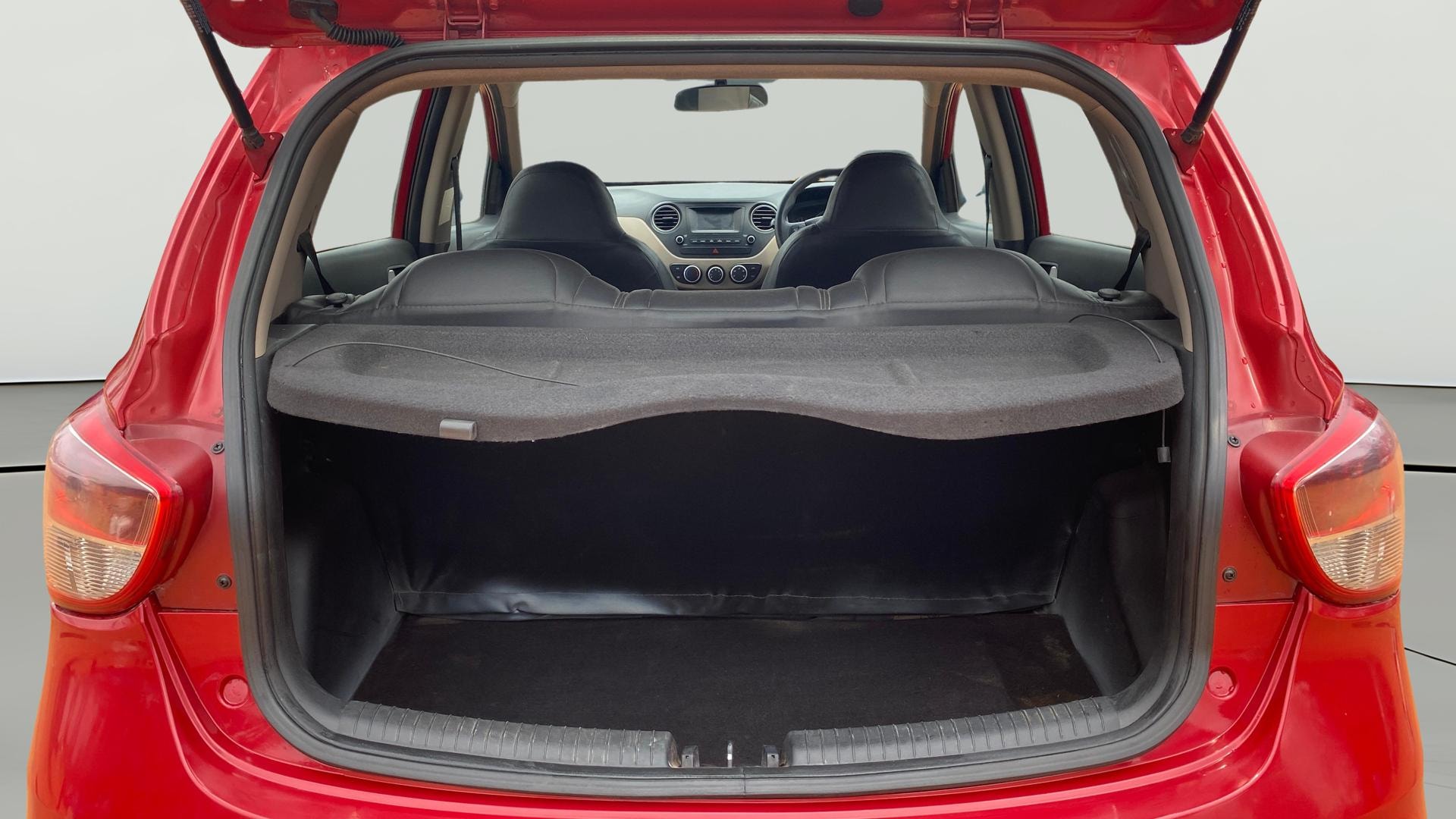 View 2017 Hyundai Grand i10 Sportz 1.2 Kappa Image 36 Used 2017 Hyundai Grand i10 Sportz 1.2 Kappa Image 36