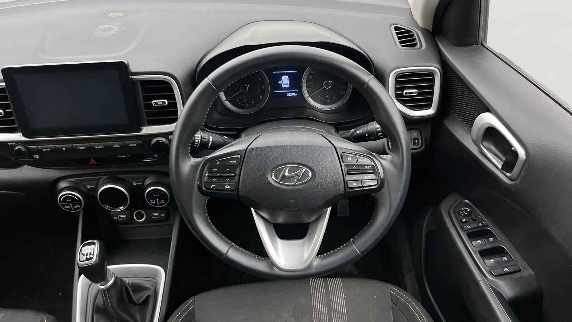 Used 2022 Hyundai Venue Used 2022 Hyundai Venue