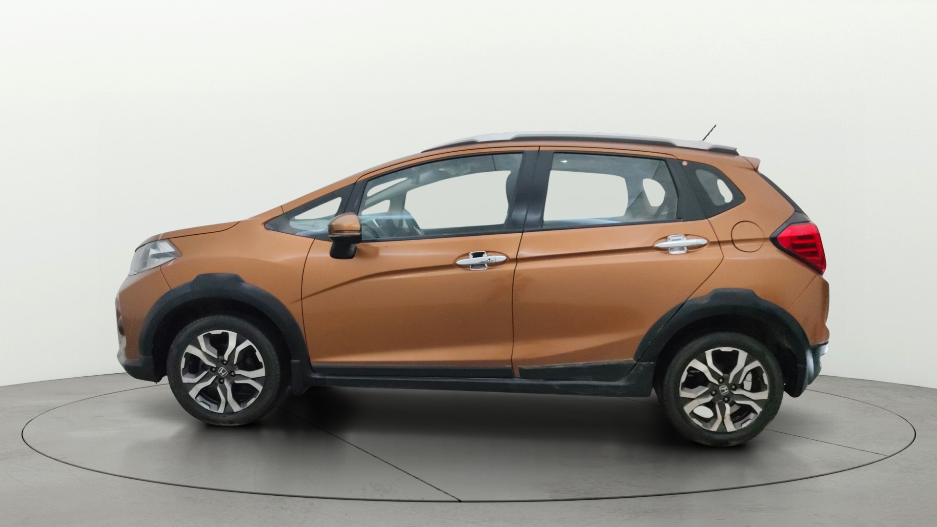 View 2018 Honda WR-V S MT Diesel Edge Edition Image 27 Used 2018 Honda WR-V S MT Diesel Edge Edition Image 27