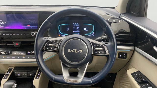 View Kia Carens Image 22 Used Kia Carens Image 22