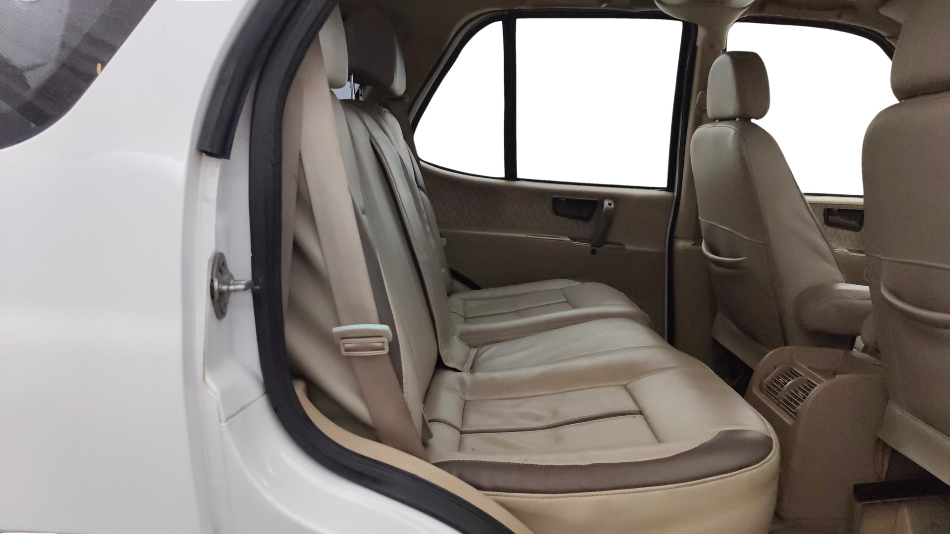 Used 2014 Tata Safari Used 2014 Tata Safari