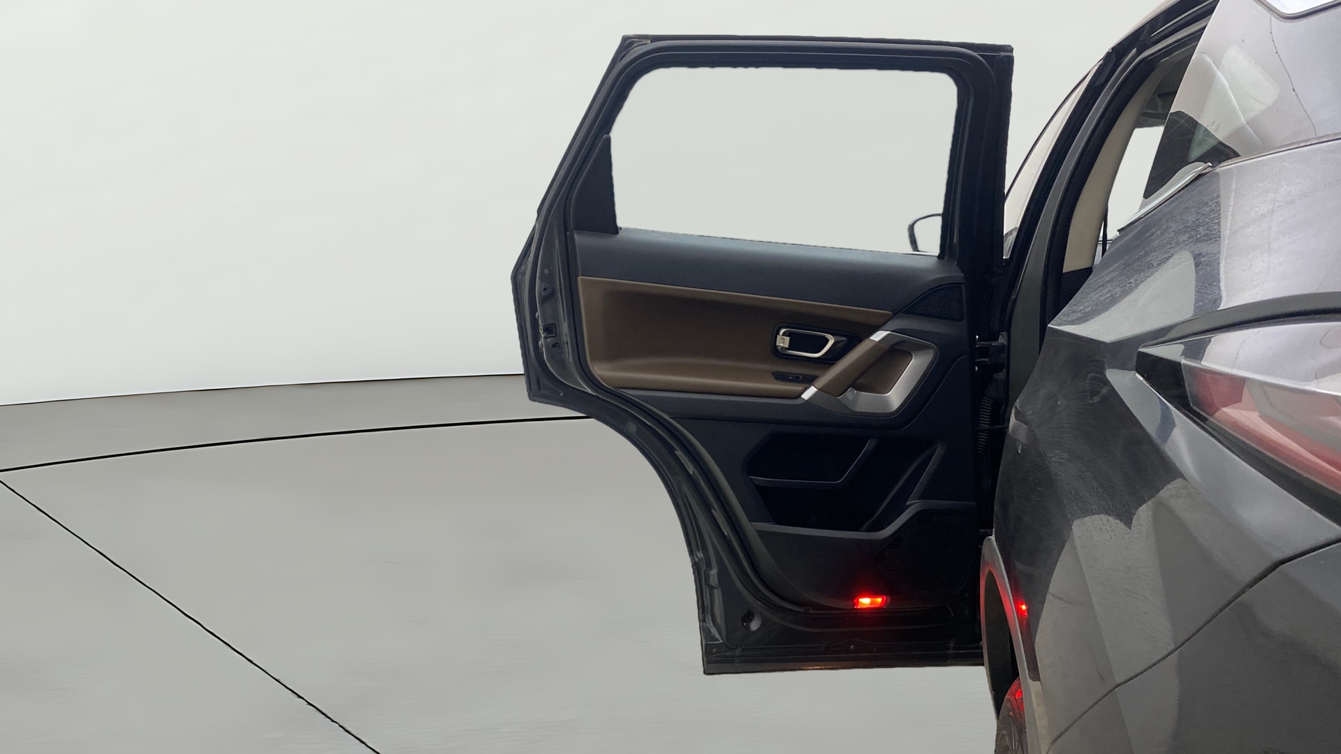 View 2021 Tata Harrier XE Image 22 Used 2021 Tata Harrier XE Image 22