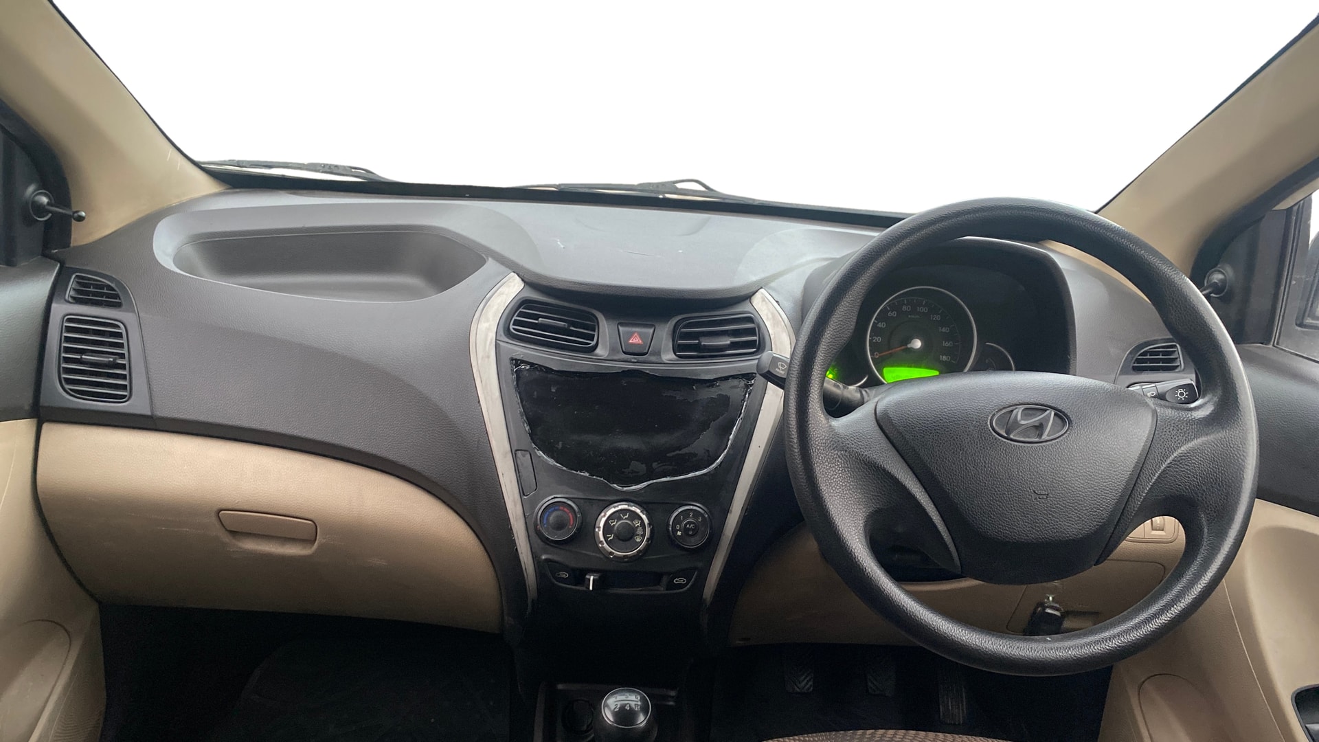 Used 2015 Hyundai EON Used 2015 Hyundai EON