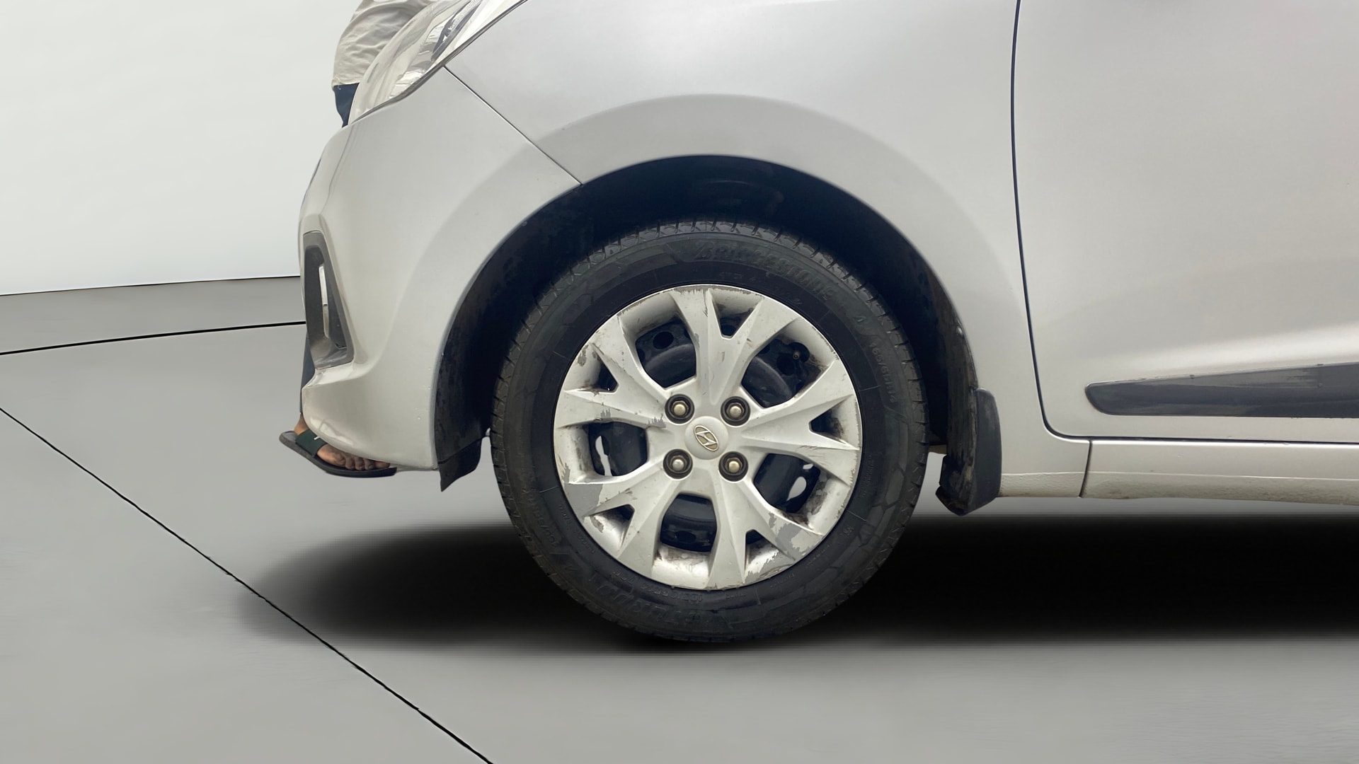 View 2014 Hyundai Grand i10 Sportz 1.2 Kappa Image 27 Used 2014 Hyundai Grand i10 Sportz 1.2 Kappa Image 27