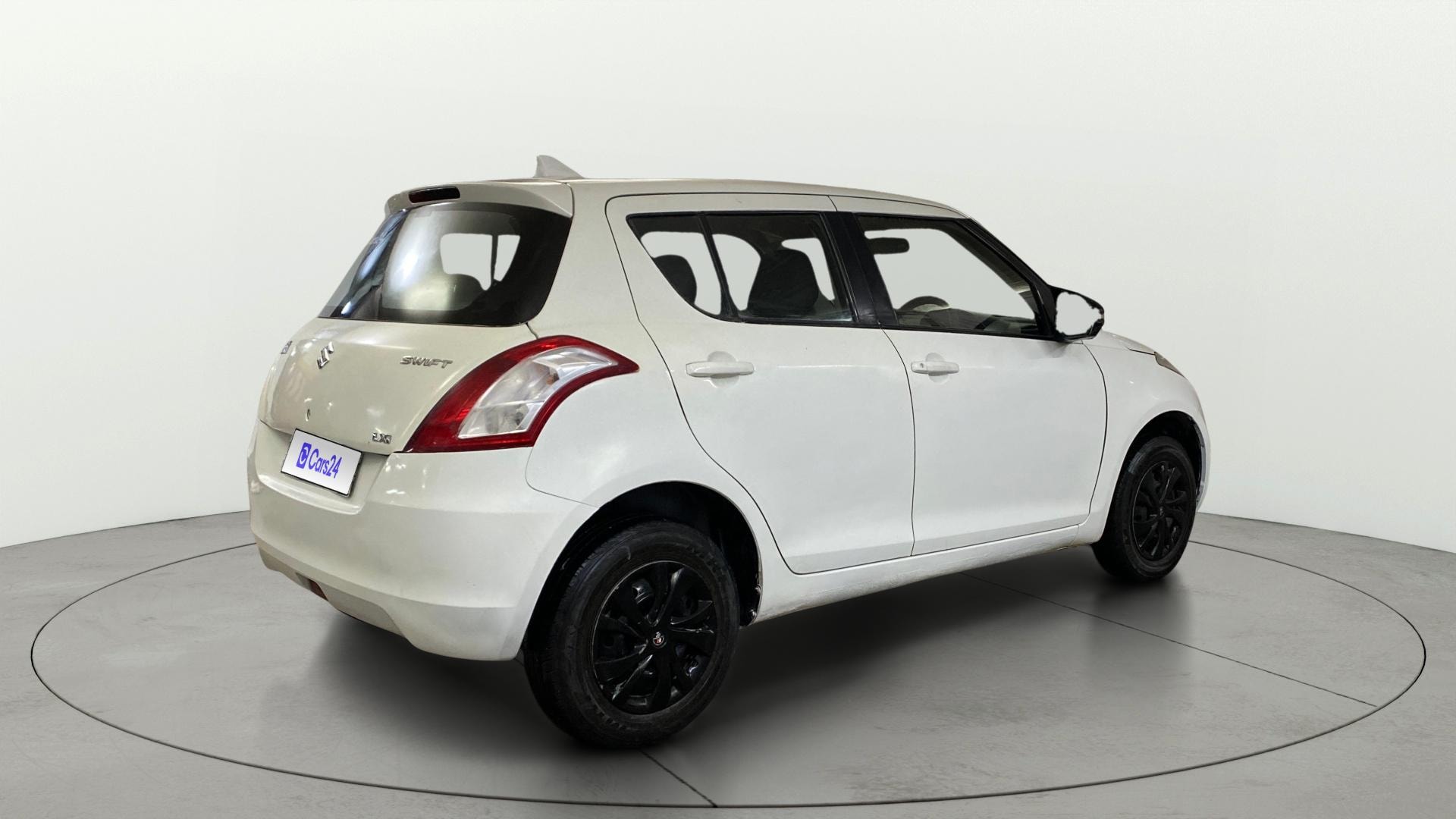 View 2015 Maruti Suzuki 1000 Base Variant Image 42 Used 2015 Maruti Suzuki 1000 Base Variant Image 42