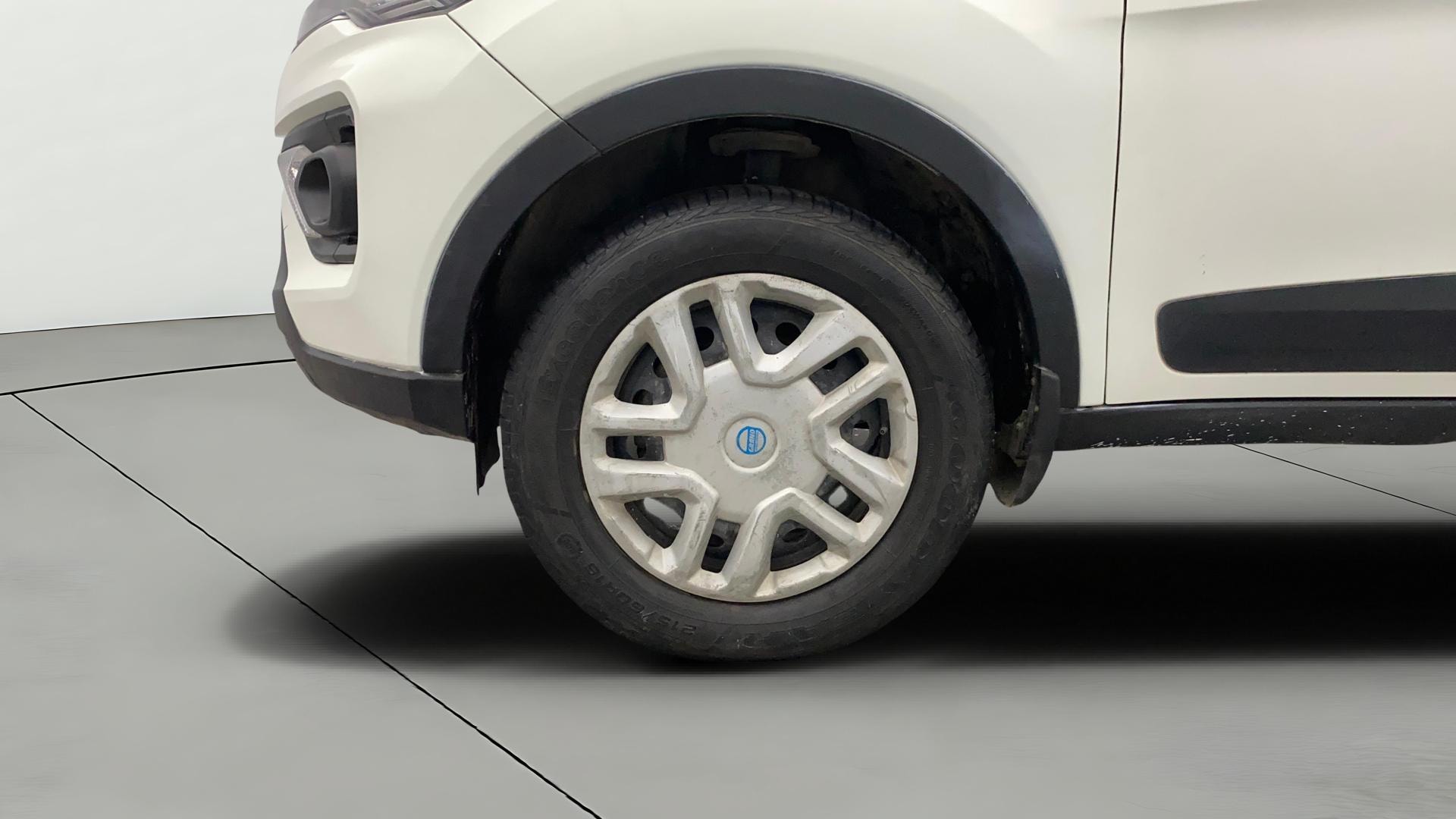 View 2021 Tata Nexon Revotron XMA AMT Image 33 Used 2021 Tata Nexon Revotron XMA AMT Image 33