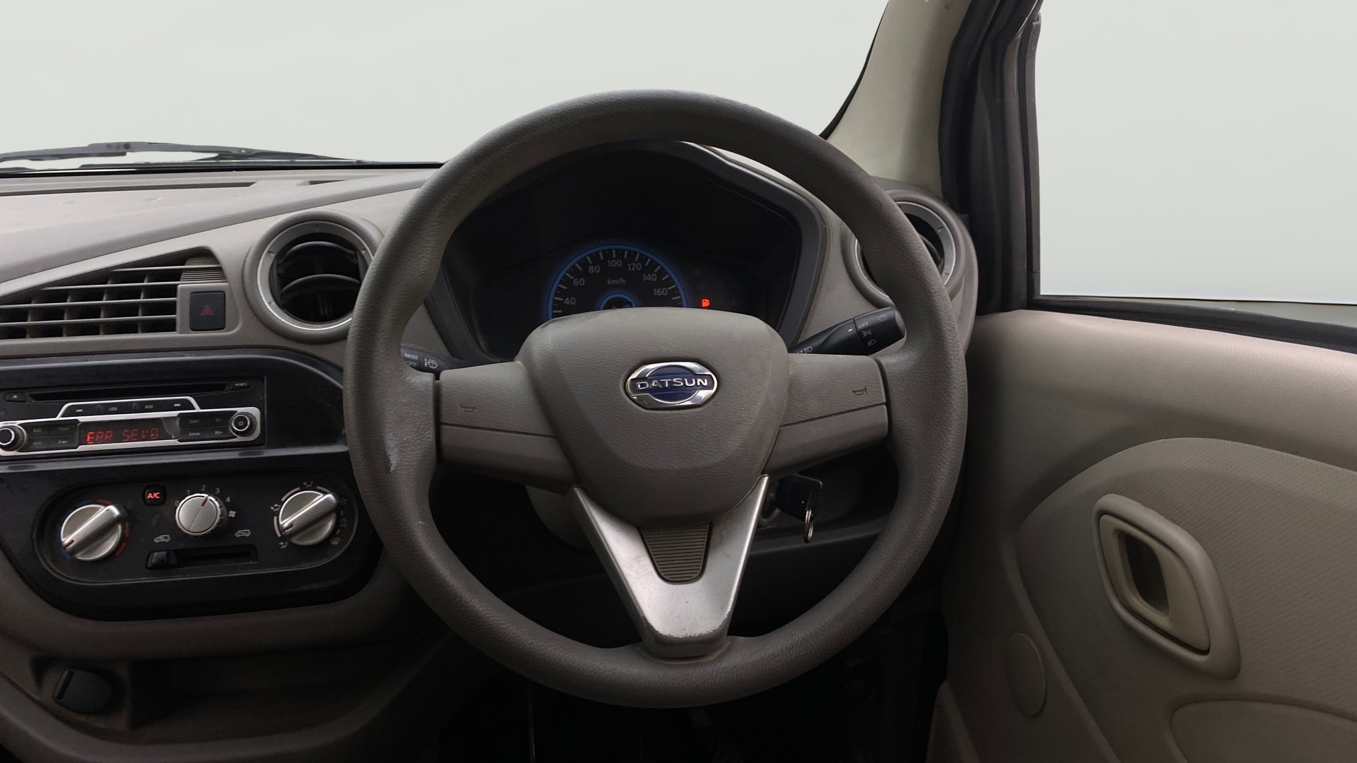 View 2017 Datsun Redi GO T(O)-0.8L BS IV Image 20 Used 2017 Datsun Redi GO T(O)-0.8L BS IV Image 20