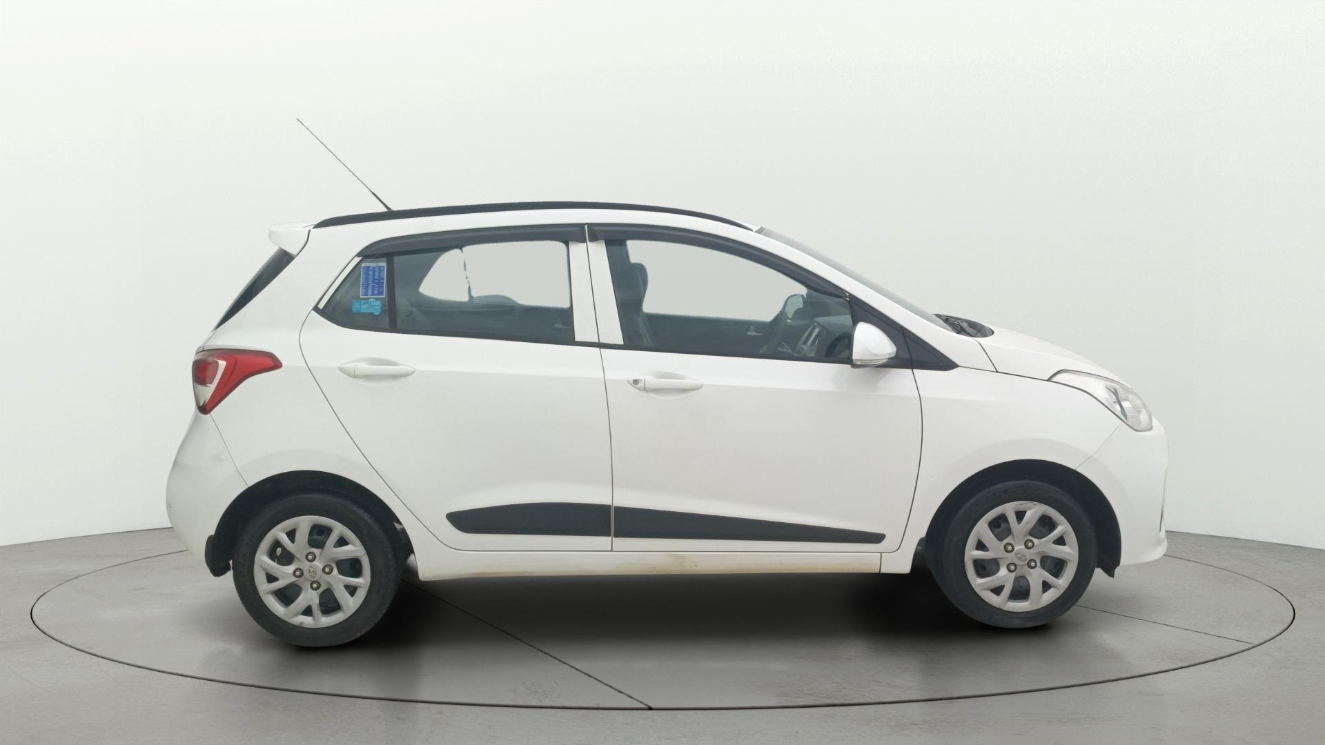 Used 2019 Hyundai Grand i10 Used 2019 Hyundai Grand i10