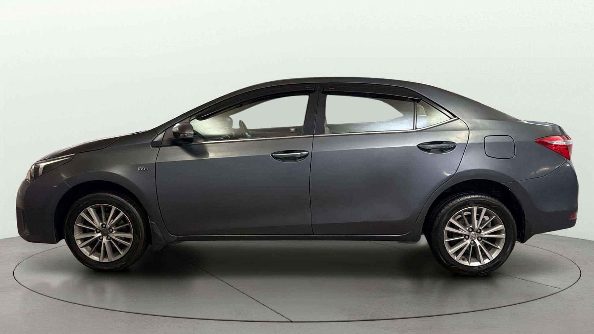 View 2014 Toyota Corolla Altis 1.8 VL AT Image 6 Used 2014 Toyota Corolla Altis 1.8 VL AT Image 6