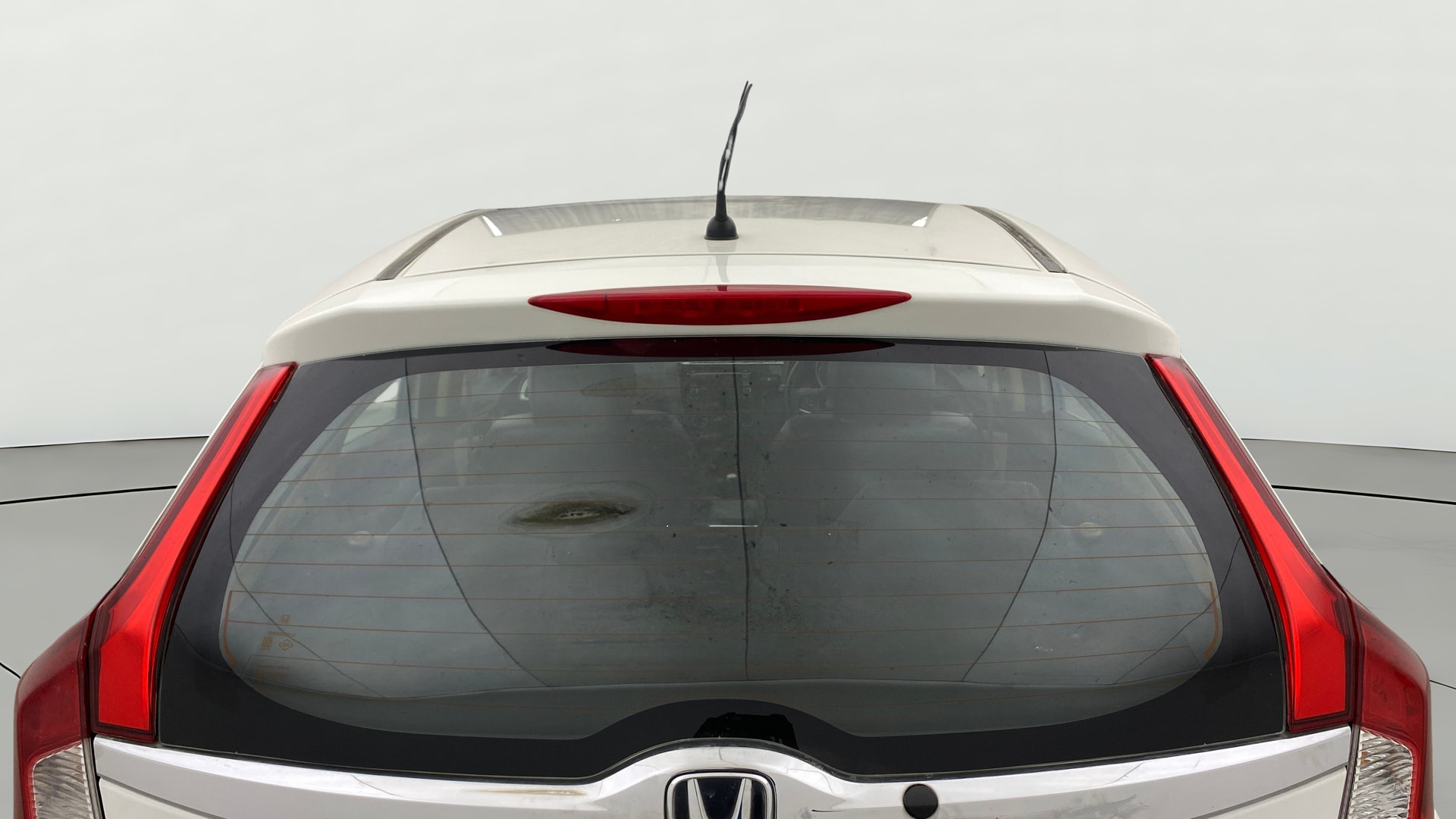 View 2016 Honda Jazz E MT Diesel Image 4 Used 2016 Honda Jazz E MT Diesel Image 4