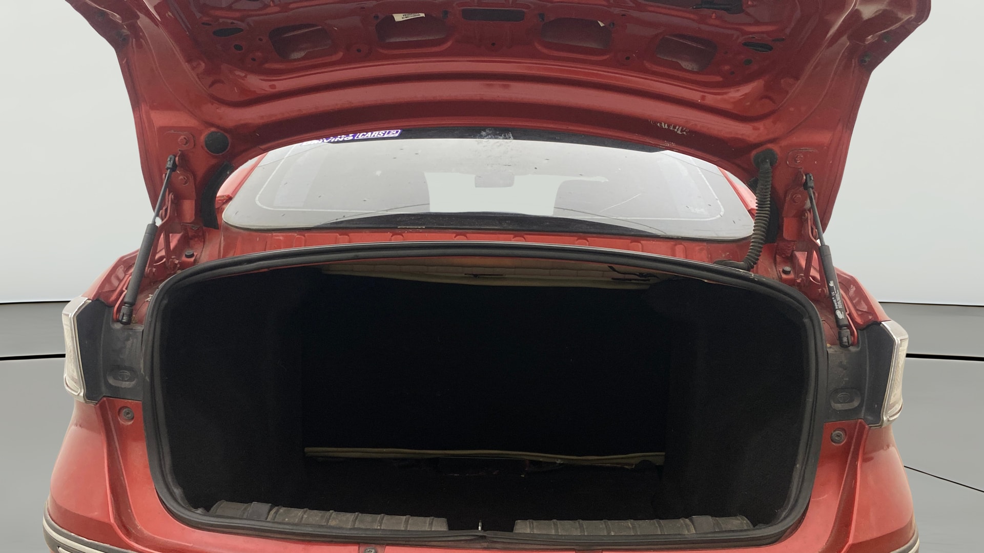 View 2019 Tata Tigor XE Diesel Image 37 Used 2019 Tata Tigor XE Diesel Image 37
