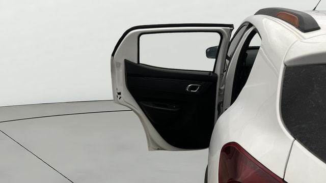 View Renault Kwid Image 14 Used Renault Kwid Image 14