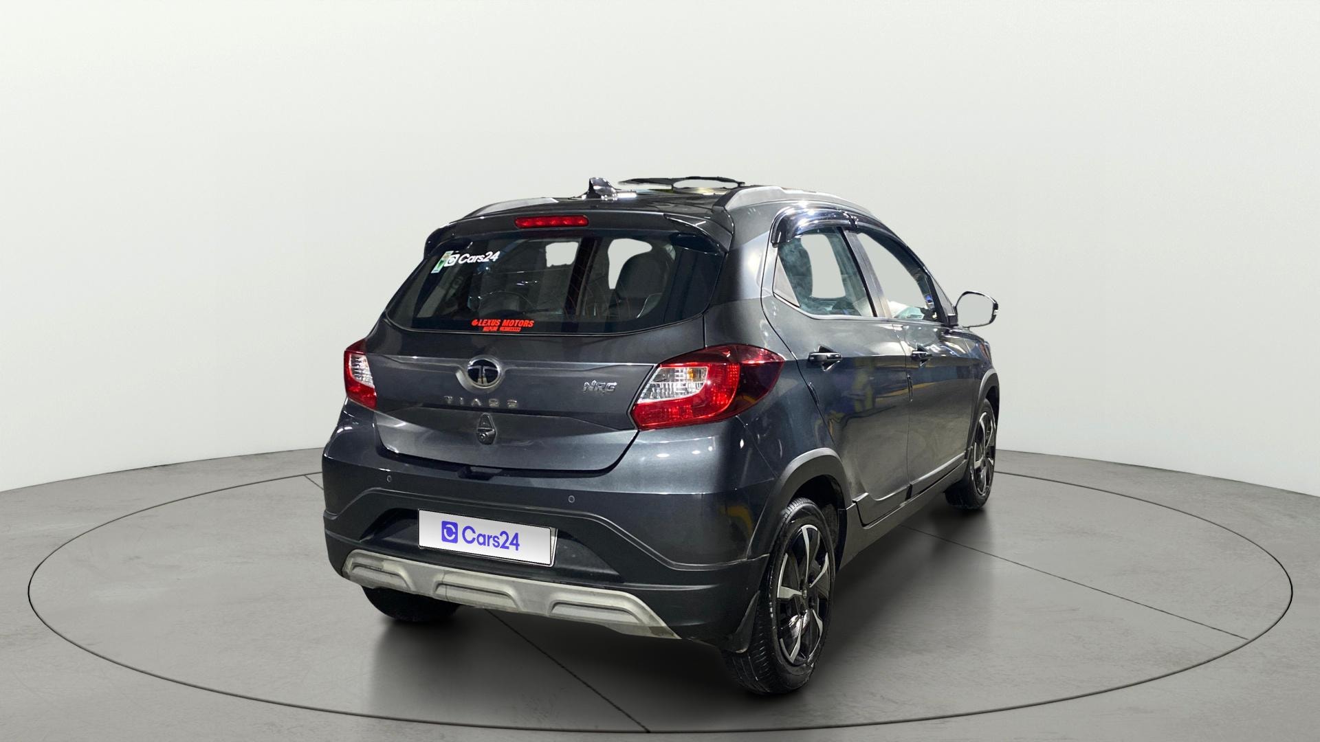 View 2025 Tata Tiago NRG XZ Revotron AMT Image 43 Used 2025 Tata Tiago NRG XZ Revotron AMT Image 43