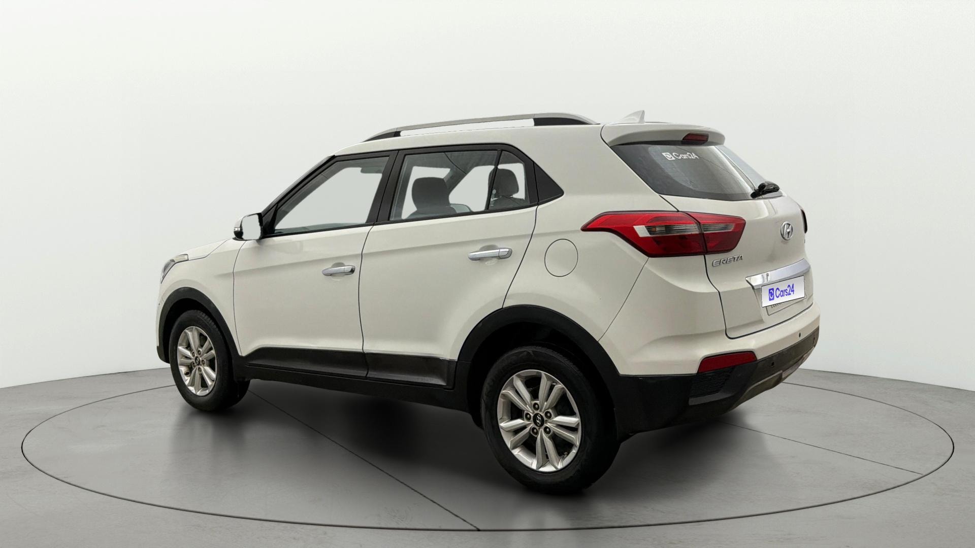 View 2016 Hyundai Creta 1.6 SX Plus Petrol Image 2 Used 2016 Hyundai Creta 1.6 SX Plus Petrol Image 2