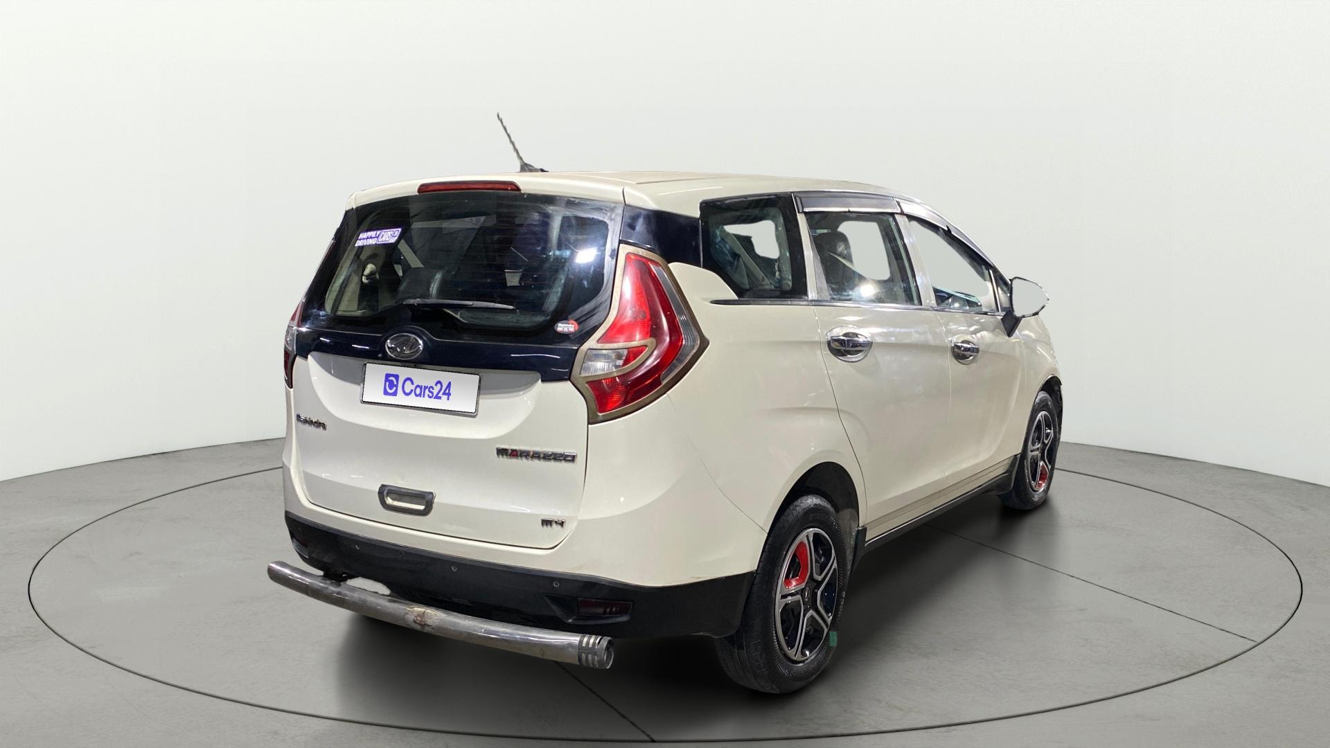 View 2019 Mahindra Marazzo M4 8-Seater Image 44 Used 2019 Mahindra Marazzo M4 8-Seater Image 44