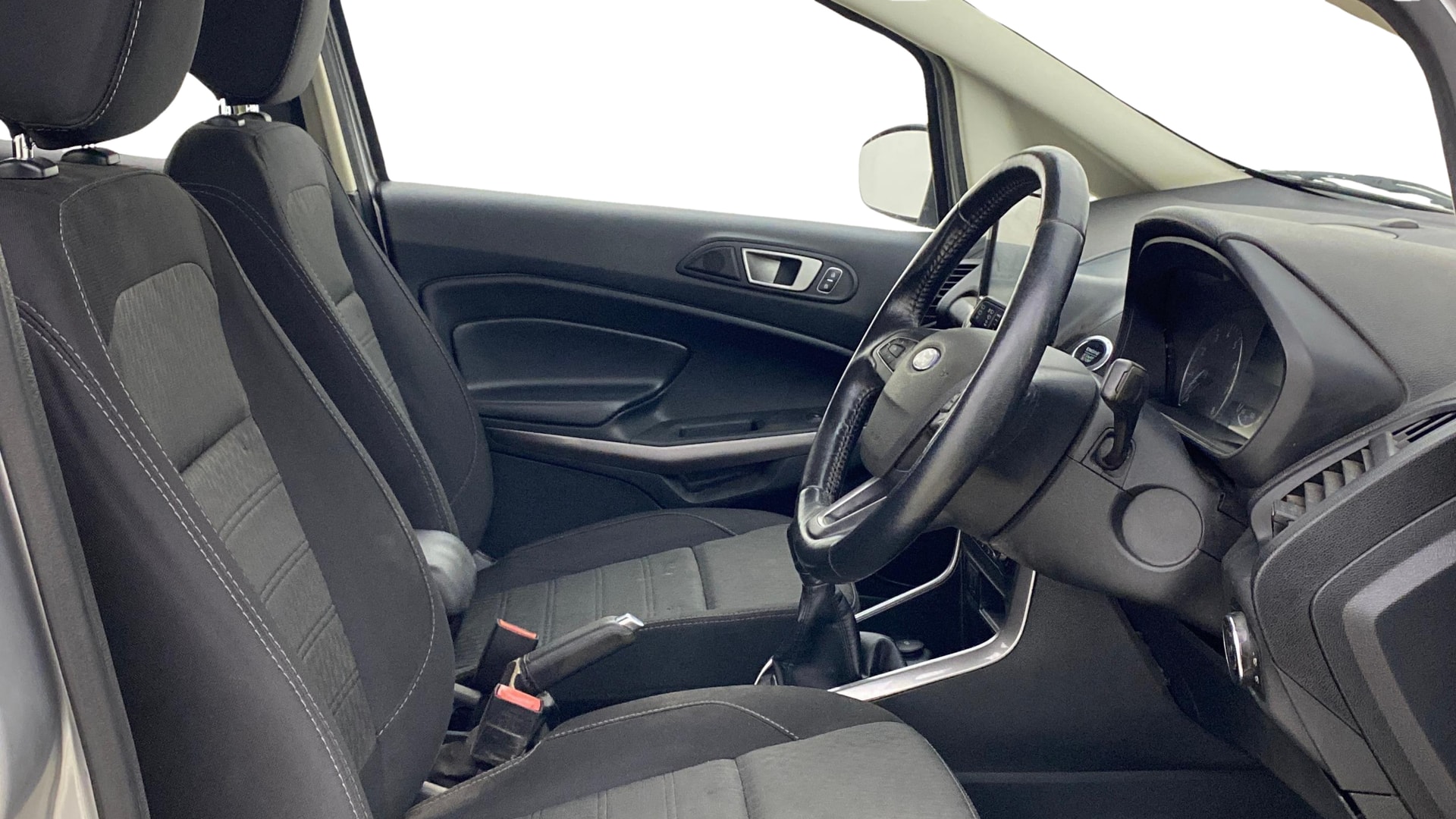 View 2019 Ford EcoSport 1.5 TDCi Diesel Ambiente BS IV Image 17 Used 2019 Ford EcoSport 1.5 TDCi Diesel Ambiente BS IV Image 17