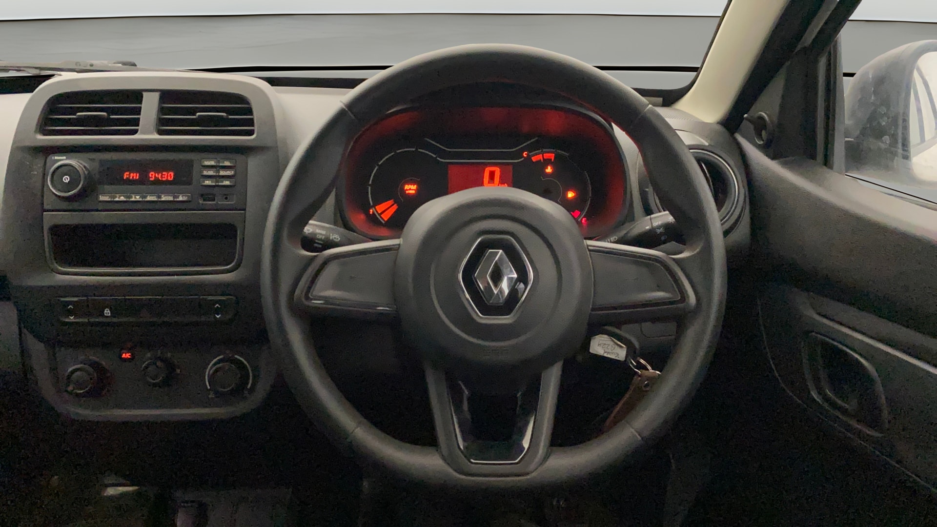 View 2020 Renault Kwid RXL Image 14 Used 2020 Renault Kwid RXL Image 14