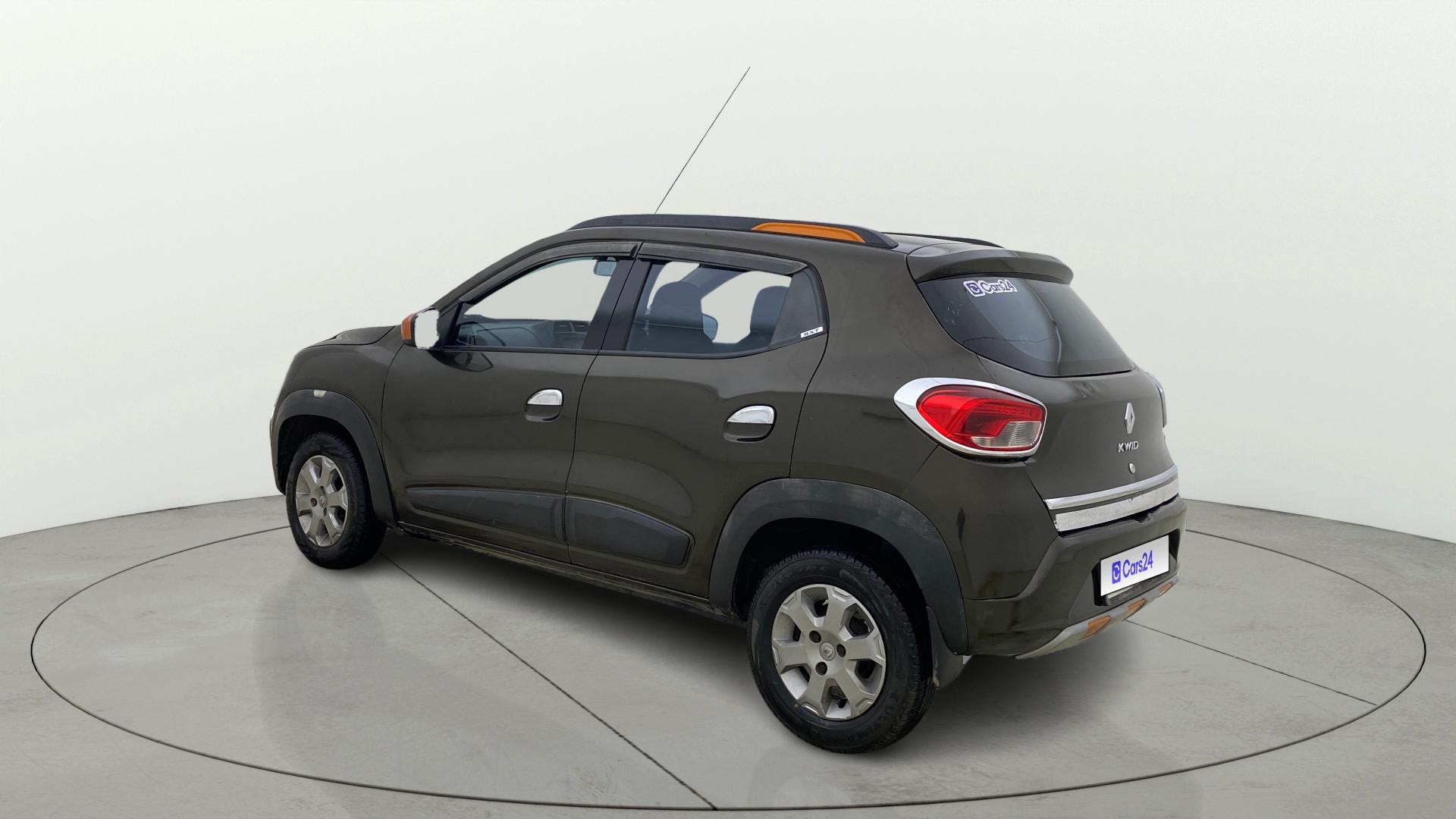 View 2017 Renault Kwid RXT 1.0 Driver Airbag Option Image 2 Used 2017 Renault Kwid RXT 1.0 Driver Airbag Option Image 2