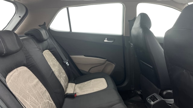 View Hyundai Grand i10 Image 30 Used Hyundai Grand i10 Image 30