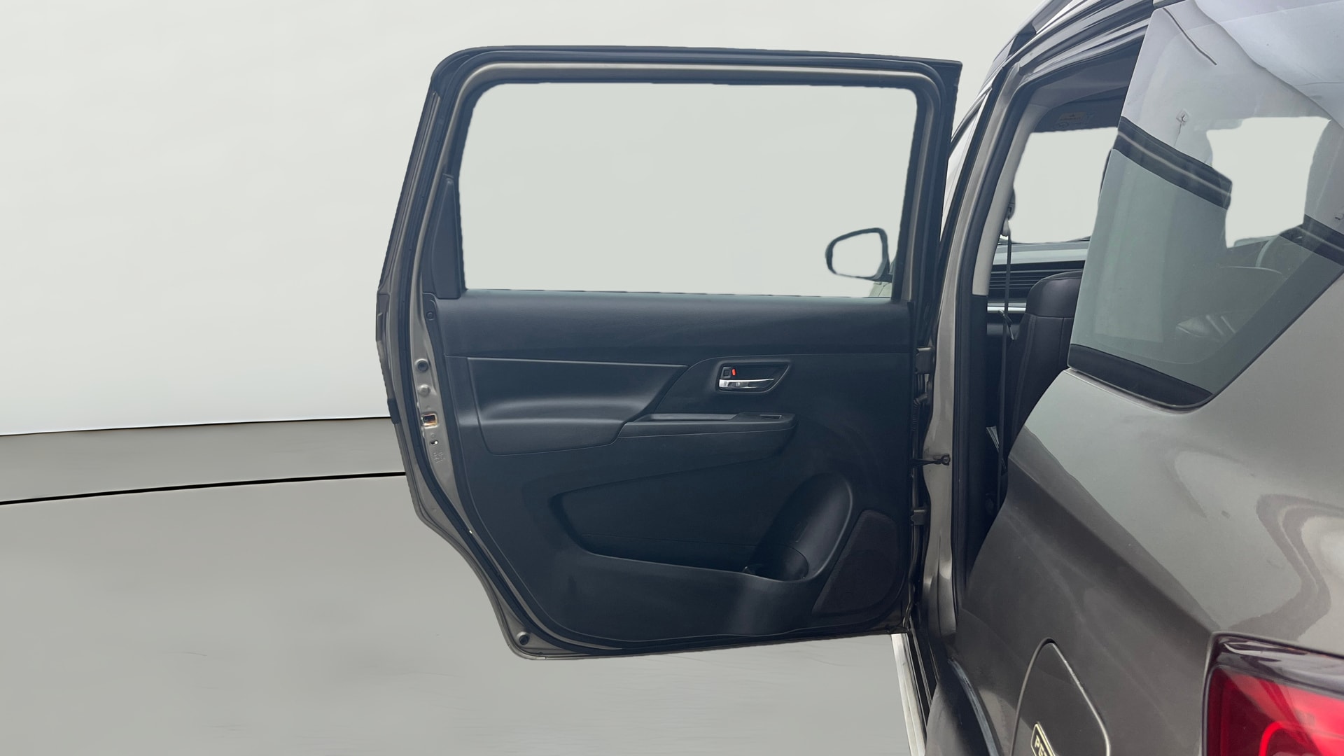 View 2022 Maruti Suzuki 1000 Base Variant Image 16 Used 2022 Maruti Suzuki 1000 Base Variant Image 16