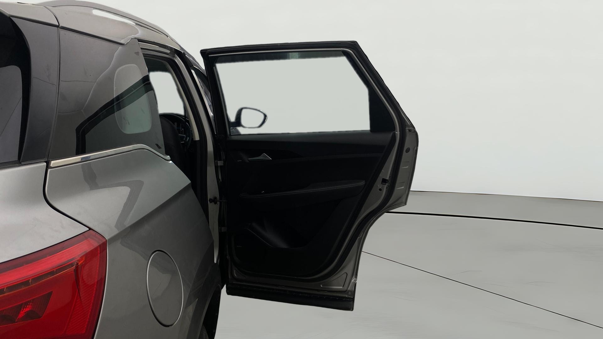 View 2019 MG Hector Sharp Diesel Image 6 Used 2019 MG Hector Sharp Diesel Image 6