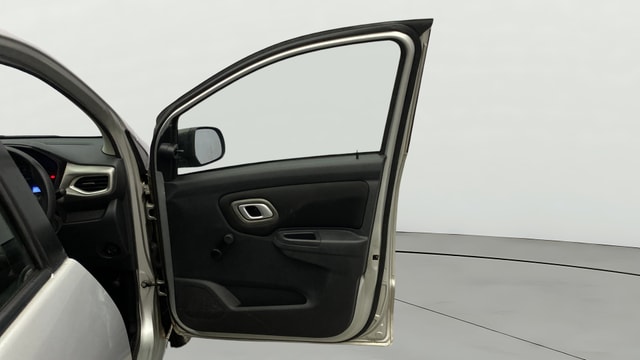 View Datsun Redi GO Image 43 Used Datsun Redi GO Image 43