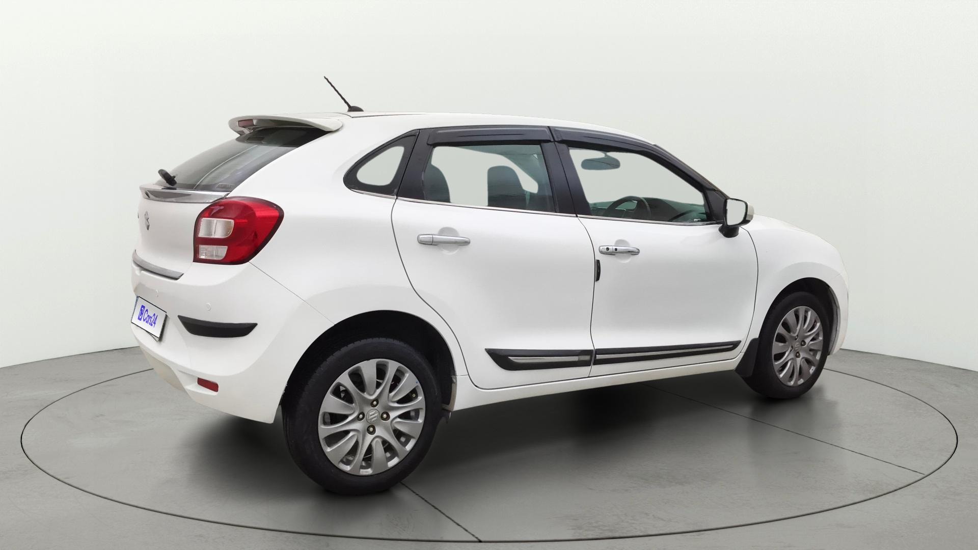 View 2018 Maruti Suzuki 1000 Base Variant Image 44 Used 2018 Maruti Suzuki 1000 Base Variant Image 44