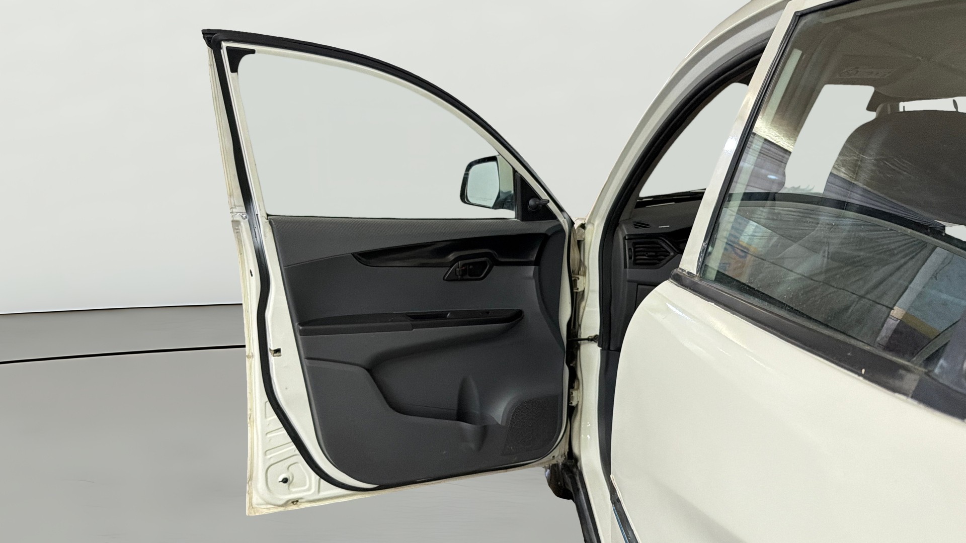 Used 2019 Mahindra KUV100 Used 2019 Mahindra KUV100