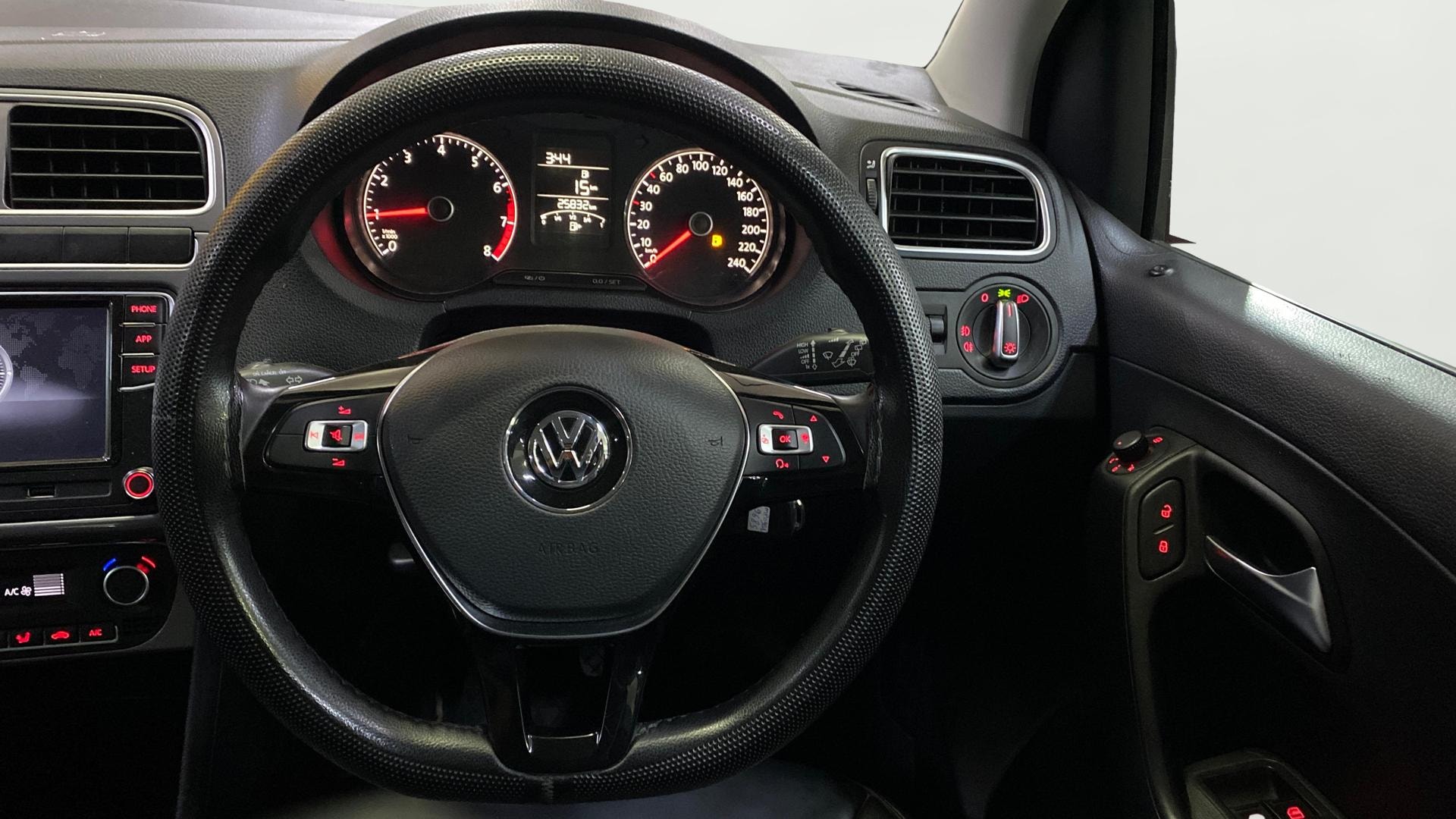 View 2022 Volkswagen Polo 1.0 L TSI Highline Plus Petrol Image 20 Used 2022 Volkswagen Polo 1.0 L TSI Highline Plus Petrol Image 20