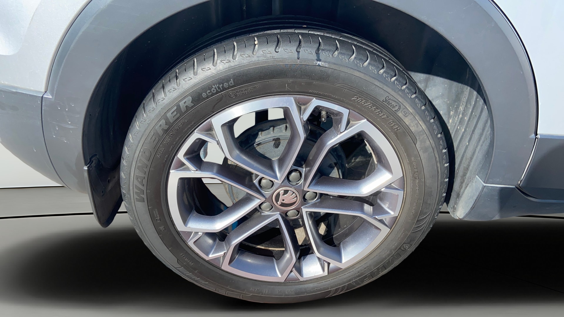 View 2023 Skoda Kushaq Style 1.5 TSI AT Image 25 Used 2023 Skoda Kushaq Style 1.5 TSI AT Image 25
