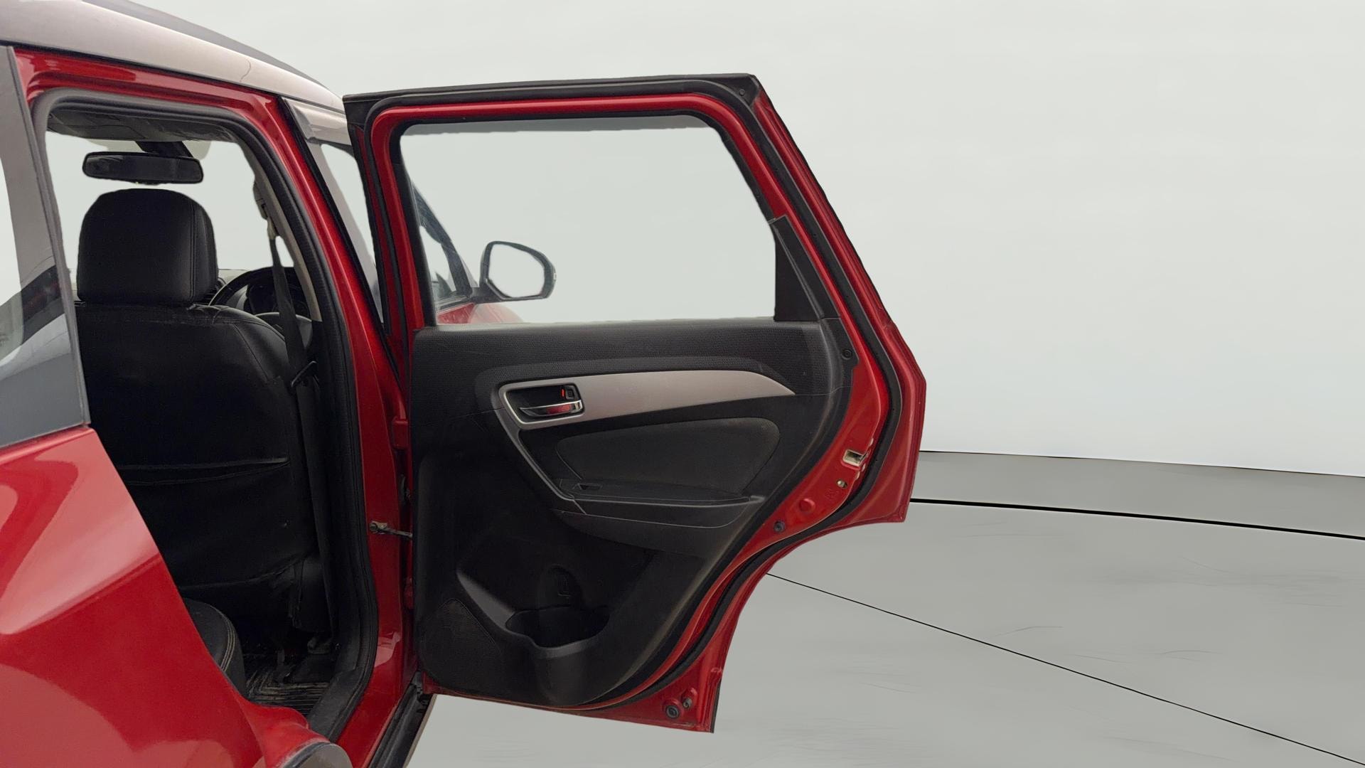 View 2020 Maruti Suzuki 1000 Base Variant Image 6 Used 2020 Maruti Suzuki 1000 Base Variant Image 6