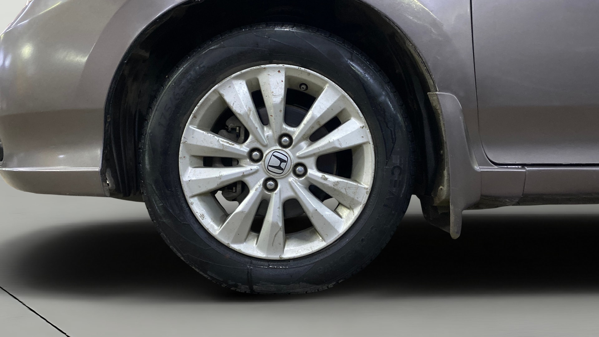 View 2013 Honda City ZX MT Diesel Anniversary Edition Image 34 Used 2013 Honda City ZX MT Diesel Anniversary Edition Image 34