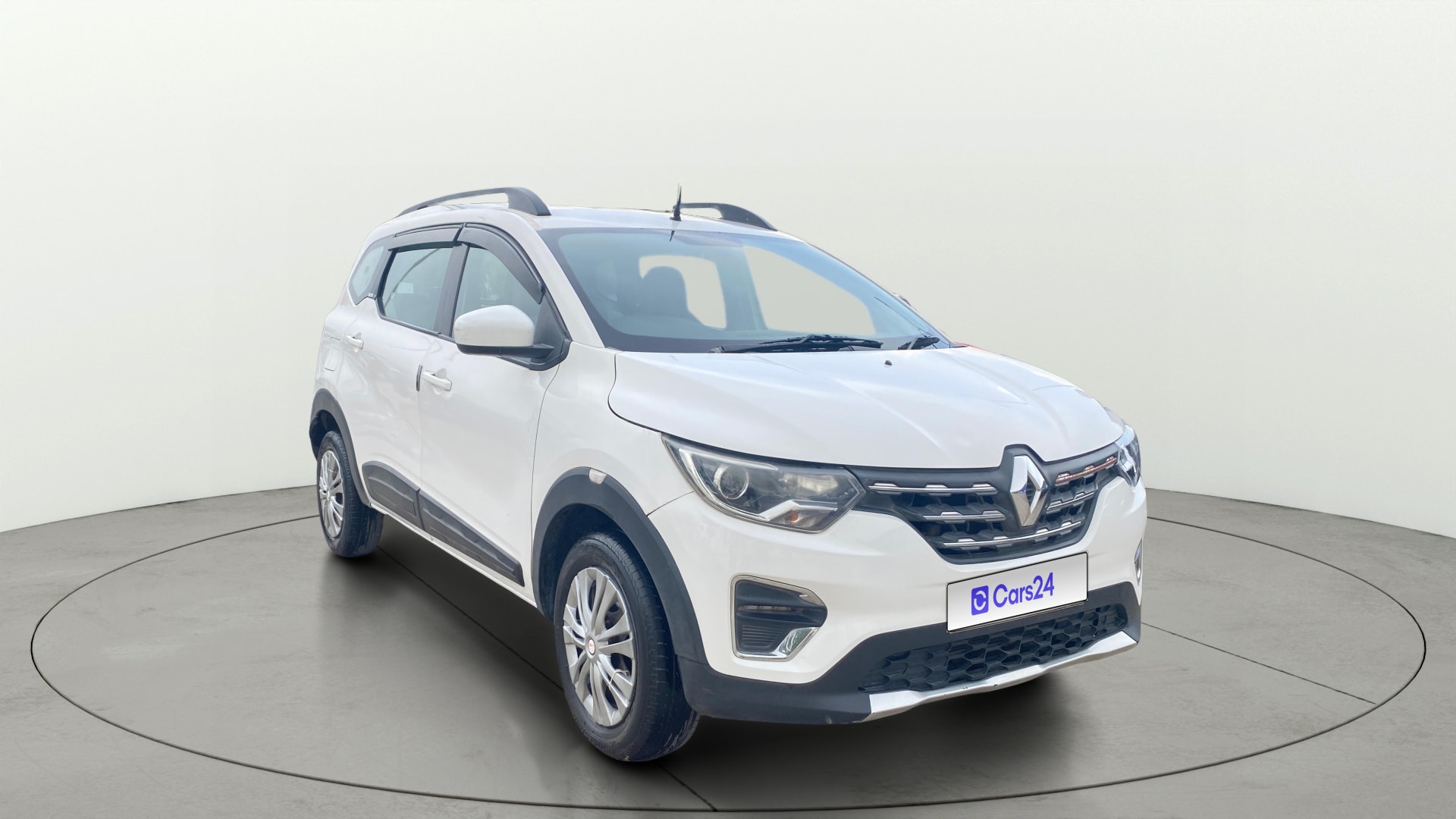 View 2019 Renault Triber RXZ Image 37 Used 2019 Renault Triber RXZ Image 37