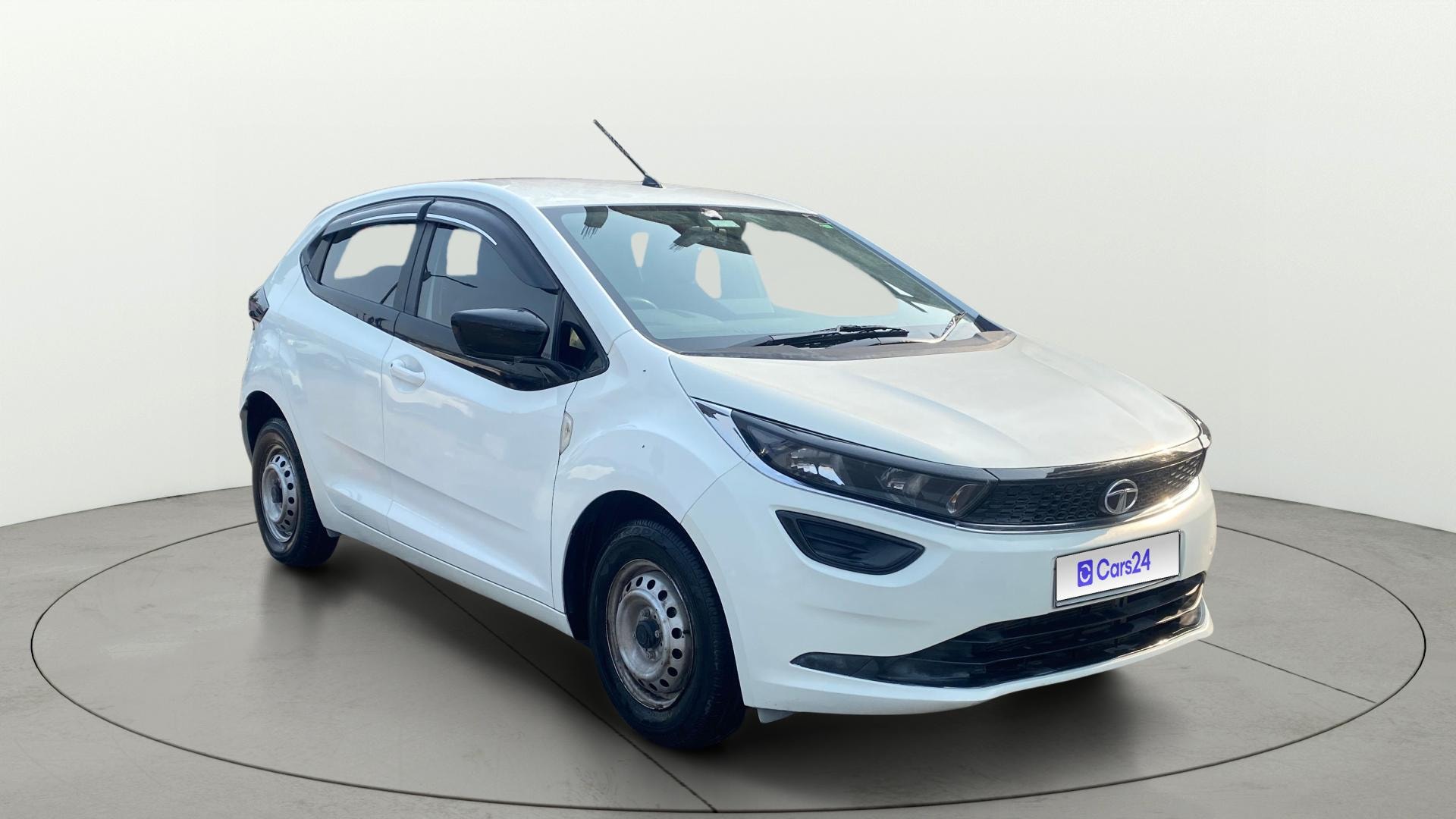 View 2021 Tata Altroz XE Petrol Image 36 Used 2021 Tata Altroz XE Petrol Image 36