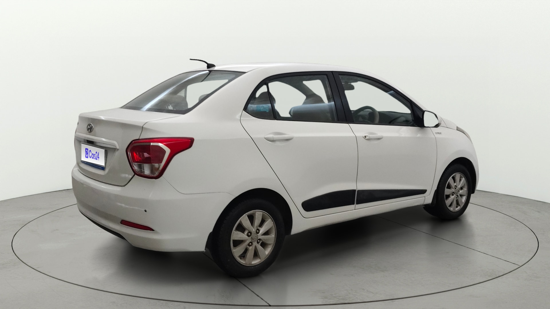 View 2014 Hyundai Xcent E Petrol Image 41 Used 2014 Hyundai Xcent E Petrol Image 41