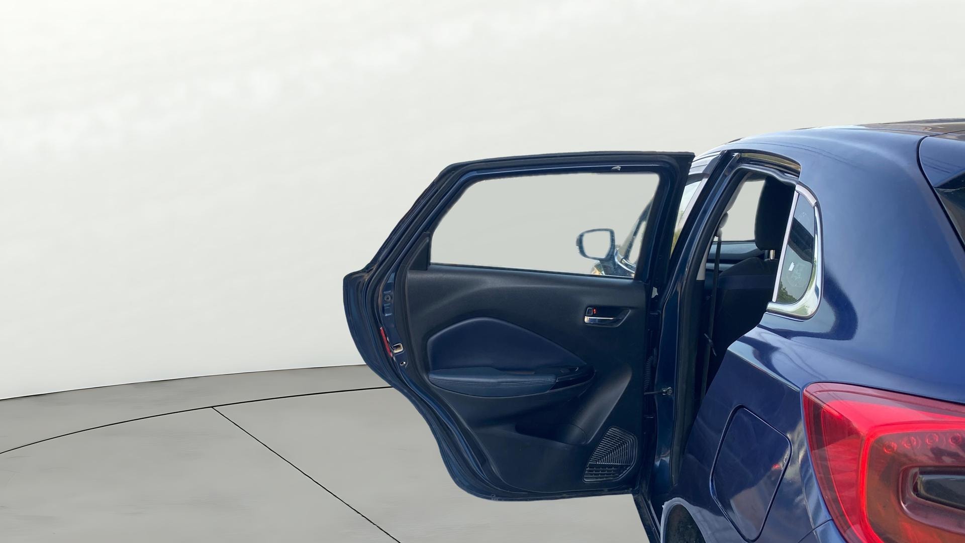 View 2022 Maruti Suzuki 1000 Base Variant Image 22 Used 2022 Maruti Suzuki 1000 Base Variant Image 22
