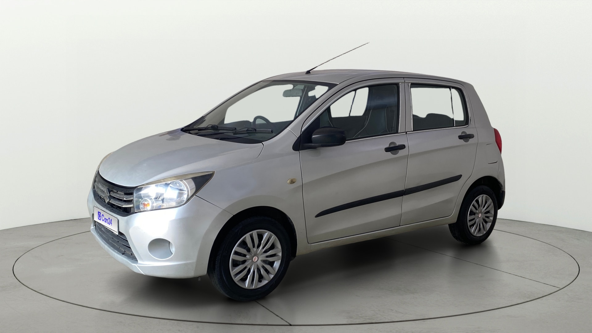 View 2017 Maruti Suzuki 1000 Base Variant Image 34 Used 2017 Maruti Suzuki 1000 Base Variant Image 34