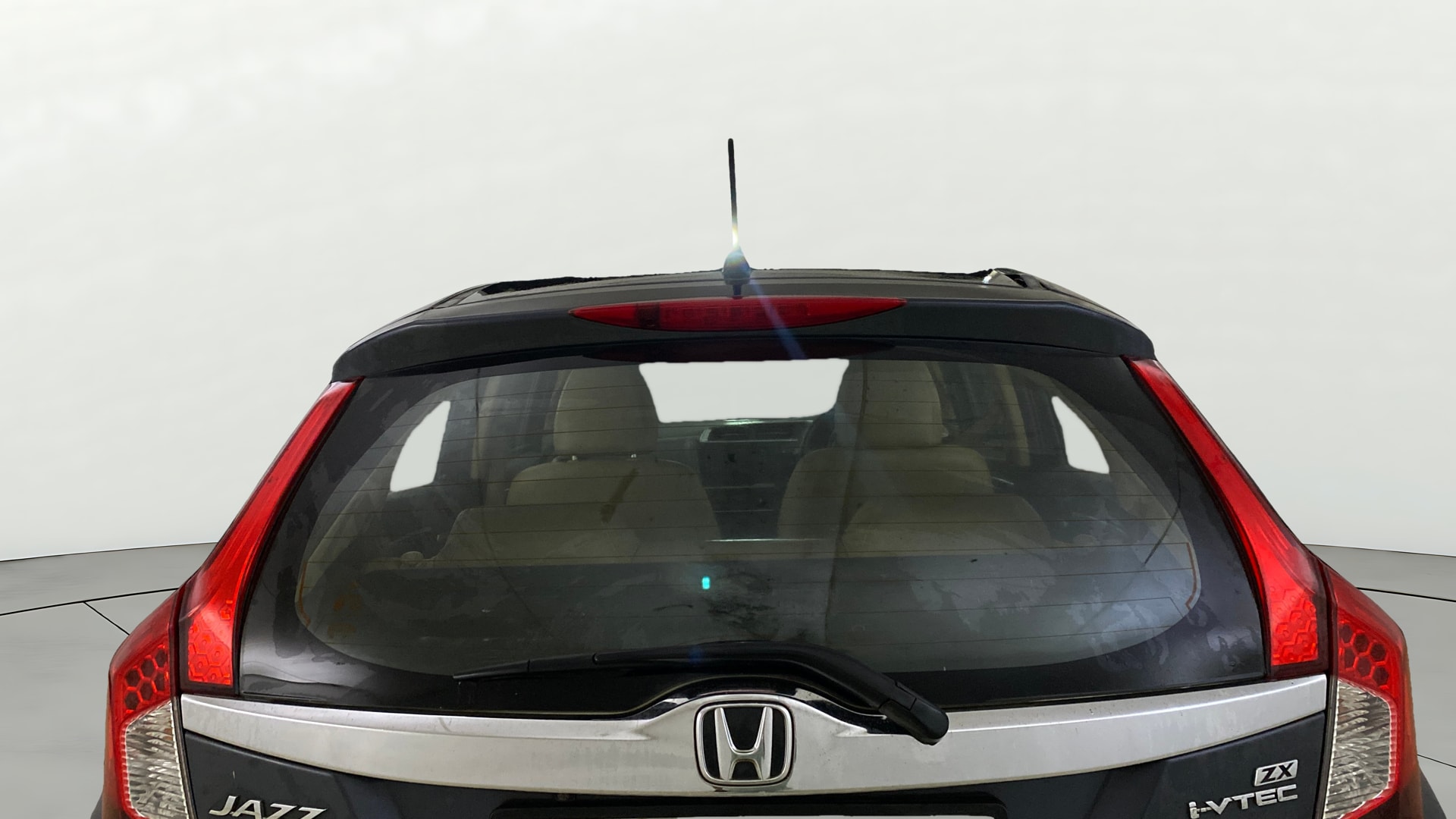 View 2022 Honda Jazz E MT Diesel Image 5 Used 2022 Honda Jazz E MT Diesel Image 5